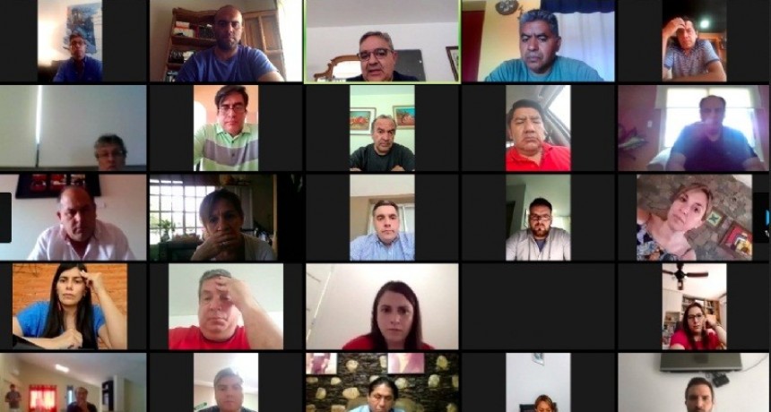 Reunión virtual entre Jalil y los intendentes para analizar la nueva etapa de la pandemia
