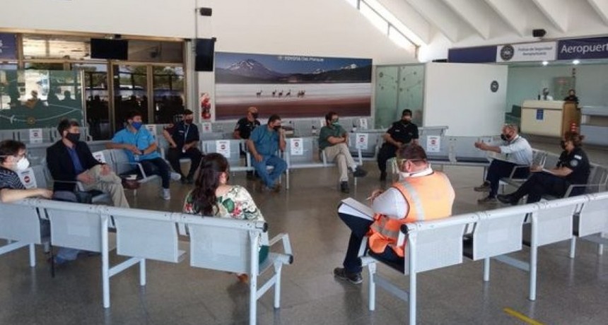 Salud se reunió con referentes de Aerolíneas Argentinas para trabajar sobre el regreso de los vuelos