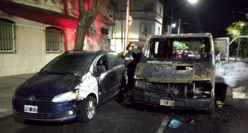 Se incendi&oacute; el auto del ex ministro Axel Kicillof