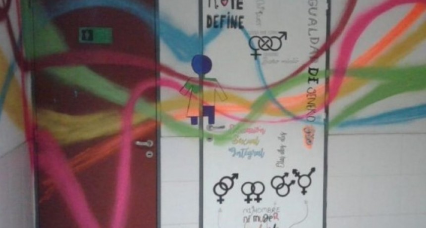 Se Inaugur&oacute; un ba&ntilde;o sin g&eacute;nero en una escuela