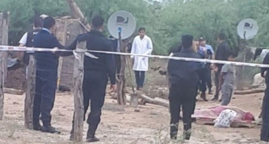 Cedi&oacute; el techo de una vivienda y murieron aplastadas una mujer y su hija