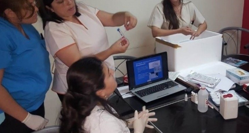 El CUR trabaja para prevenir el VIH y S&iacute;filis cong&eacute;nita