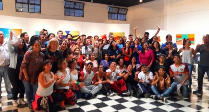 La danza catamarque&ntilde;a se luci&oacute; en el &ldquo;5&deg; NOA Baila&rdquo;, en Jujuy