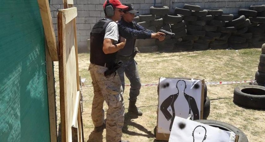 Aspirante a policía hirió de bala en el cuello a un instructor