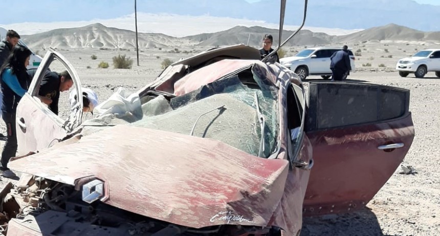 Tinogasta: Un joven murió al volcar el automóvil que conducía en inmediaciones al cementerio de Saujil