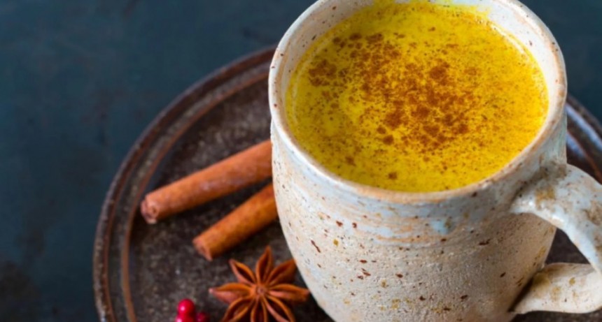 Leche dorada o Golden Milk: la nueva moda saludable a base de cúrcuma