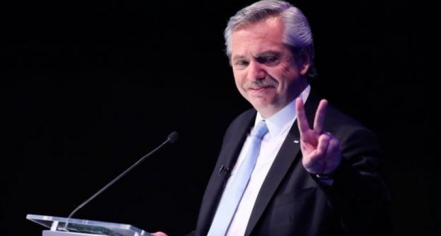 Alberto Fernández: Cuando Macri se enoja con los argentinos llama al Banco Central para  que liberen el dólar