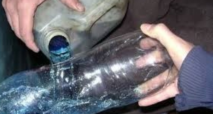 Salta abandonado: Nenes wichis se drogan con nafta