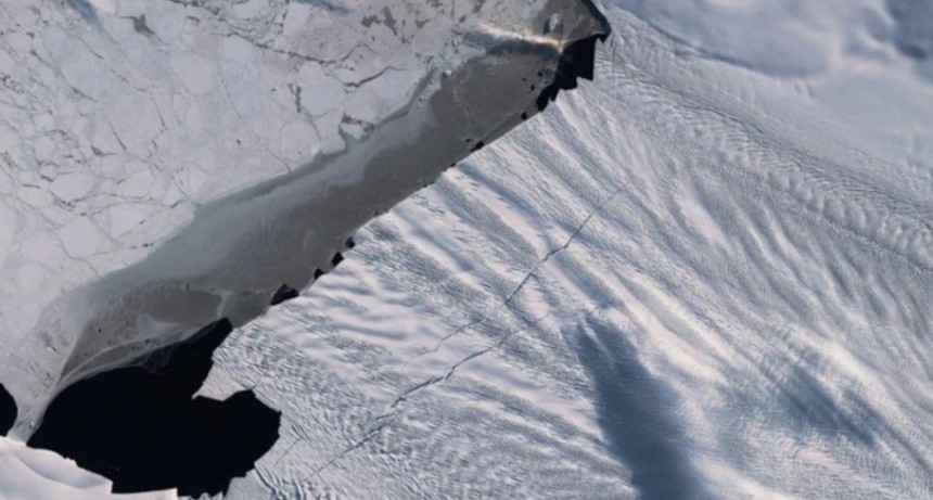 Alerta en la Antártida por nuevas grietas en glaciar de casi el tamaño de Manhattan