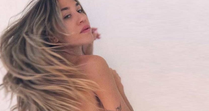 Jimena Barón se las ingenia para evitar la censura...Sin ropa interior