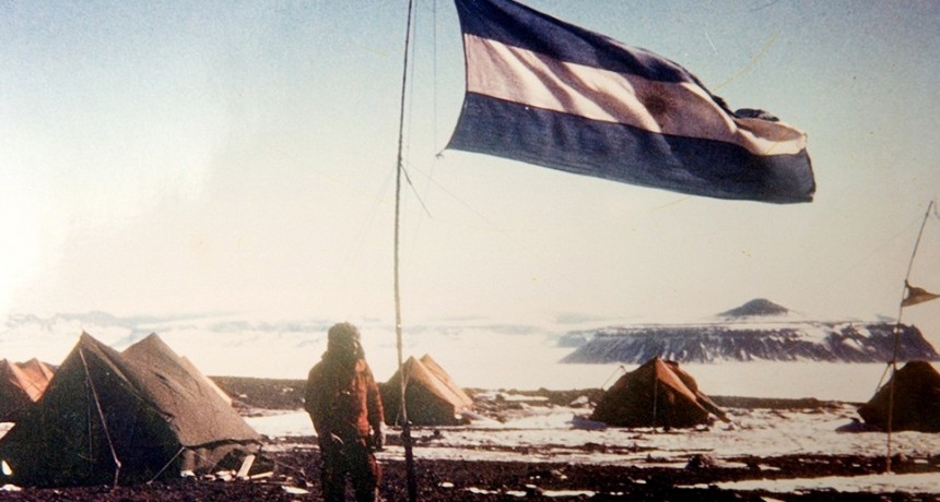 La base Marambio cumple medio siglo defendiendo la soberanía