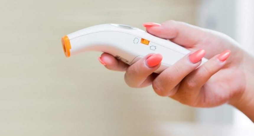 Prohíben un termómetro digital infrarrojo