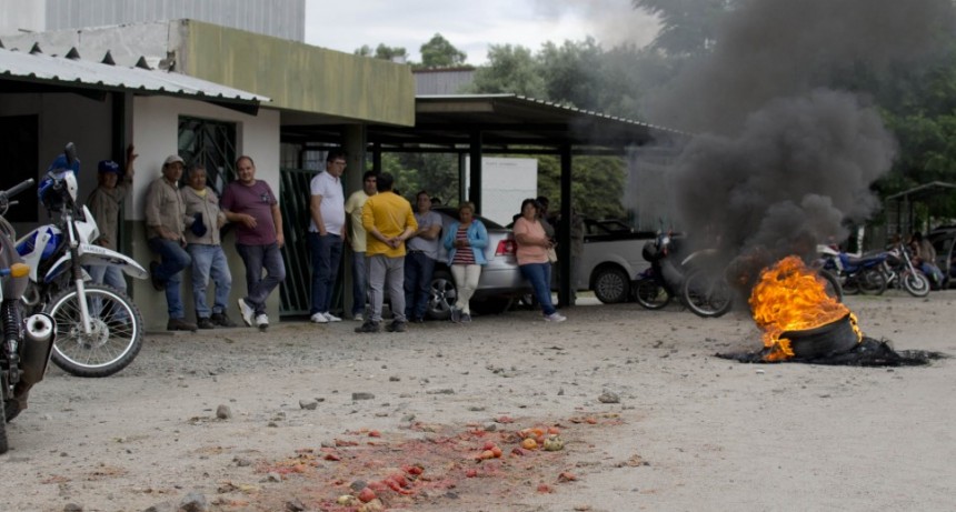 ALCO despidió a más de una veintena de trabajadores y la fábrica está bloqueada