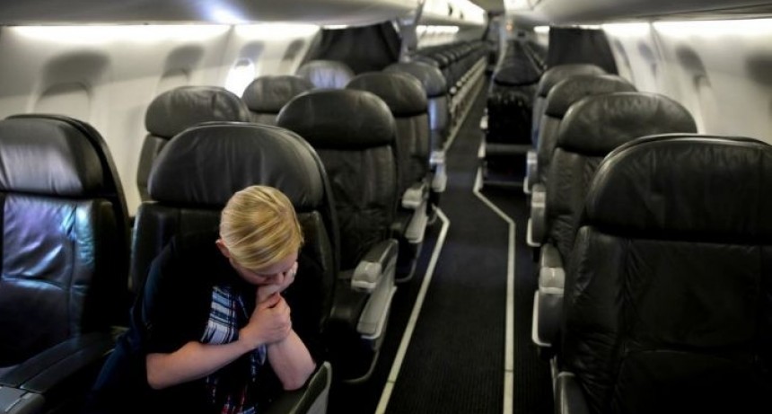 Otro récord de Argentina: es el único país que lleva ocho meses con vuelos suspendidos