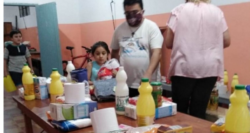 Red Solidaria asiste a familias que se encuentran cumpliendo la cuarentena