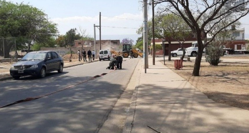 Dos barrios fueron evacuados  por la ruptura de un caño madre de la red de gas