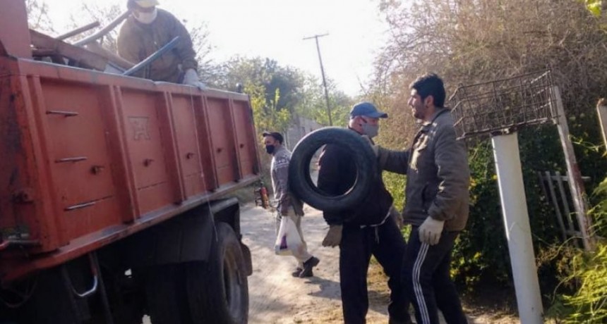Sigue la campaña de descacharrado por el Dengue en la Capital
