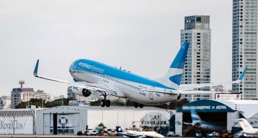 El Gobierno levantó la suspensión de los vuelos de cabotaje