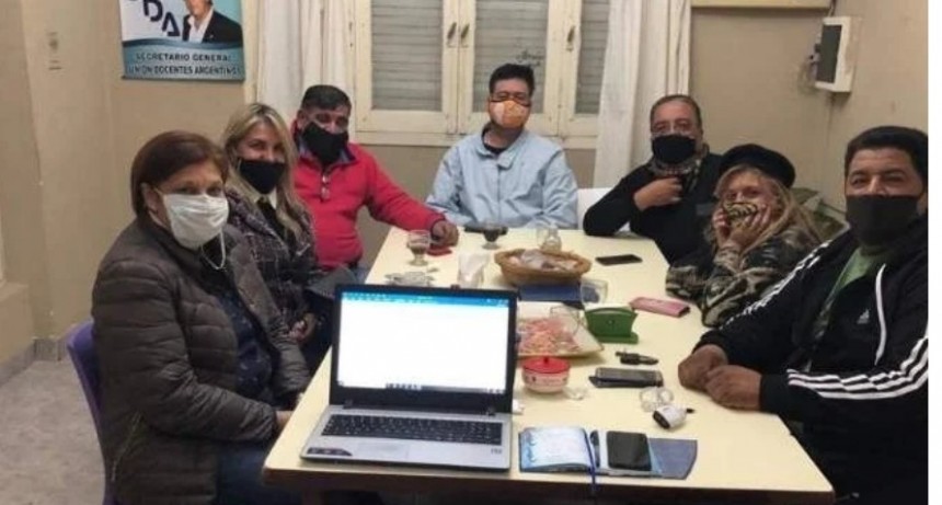 La intersindical docente convocó a un paro de 48 horas