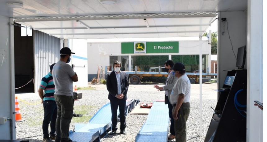 Taller móvil de revisión técnica para reforzar la seguridad vial en el interior