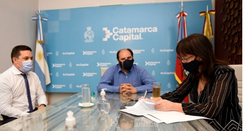 Nuevo convenio entre la Municipalidad de Catamarca Capital y el Banco Credicoop 