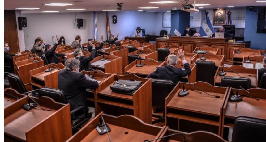 20° Sesión Ordinaria: Media sanción a dos proyectos de Ley