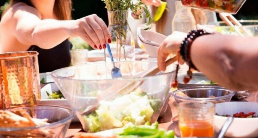 Un decreto de Nación autoriza las reuniones sociales en todo el país