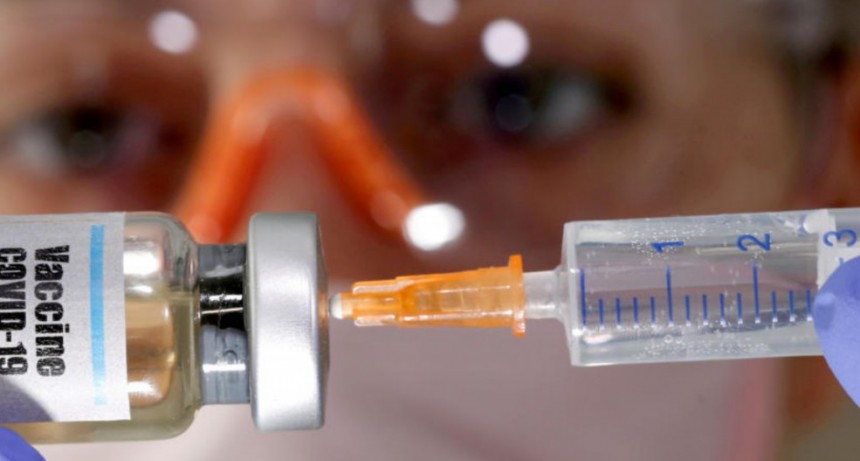 El Gobierno pide a las provincias que planifiquen la vacunación contra el COVID-19