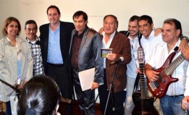 Federico De La Vega presentó “Catamarcanos”