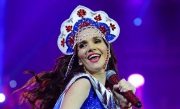 Natalia Oreiro volvió a cautivar en Rusia a 25 mil fanáticos