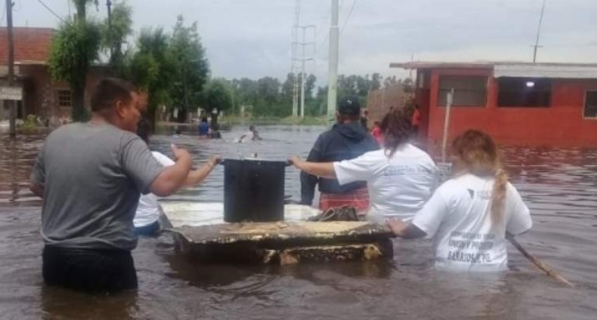 Tremendo: un beb&eacute; se cay&oacute; de la cama y se ahog&oacute; en su casa inundada