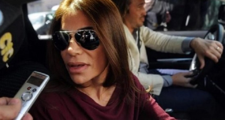 Zulemita viaja a Chile con Carlos Menem