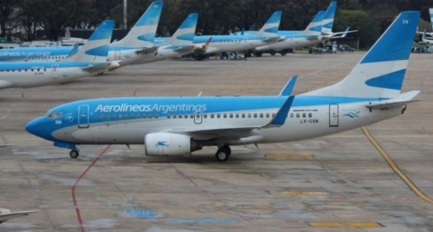 Paro total en el aire: no habr&aacute; vuelos el lunes 26