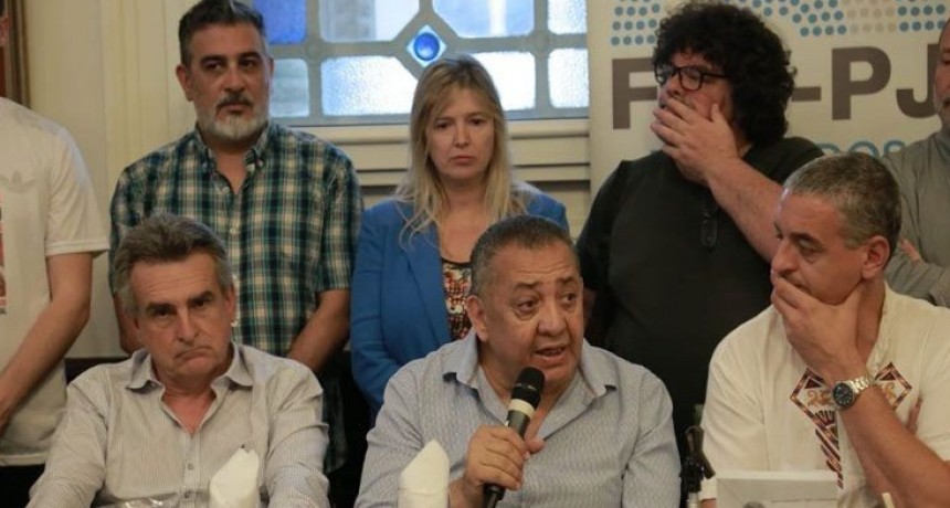 El kirchnerismo denunci&oacute; &ldquo;persecuci&oacute;n judicial&rdquo; hacia Luis D&rsquo;El&iacute;a
