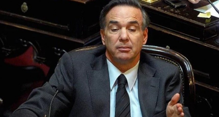 Pichetto le achac&oacute; los disturbios durante el partido a "las villas, los narcos y los barras"