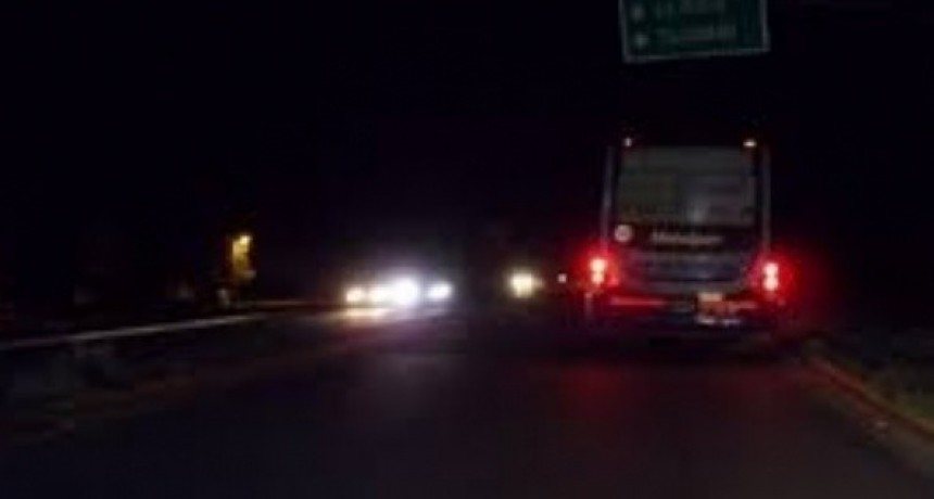 Choque con da&ntilde;os materiales en la Circunvalaci&oacute;n