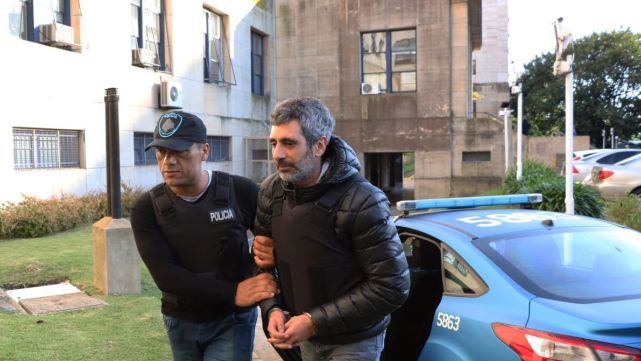 Baratta calific&oacute; a los cuadernos de  "fantasiosos"