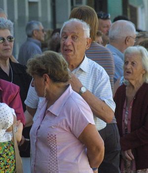 Definen esta semana si hay bono para los jubilados