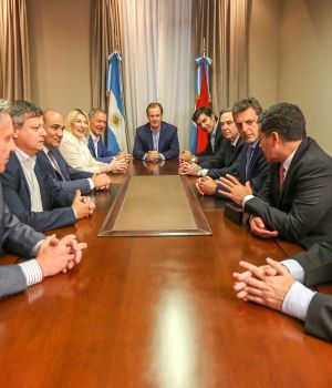 "Es momento de hacer posible la esperanza para todos los argentinos"