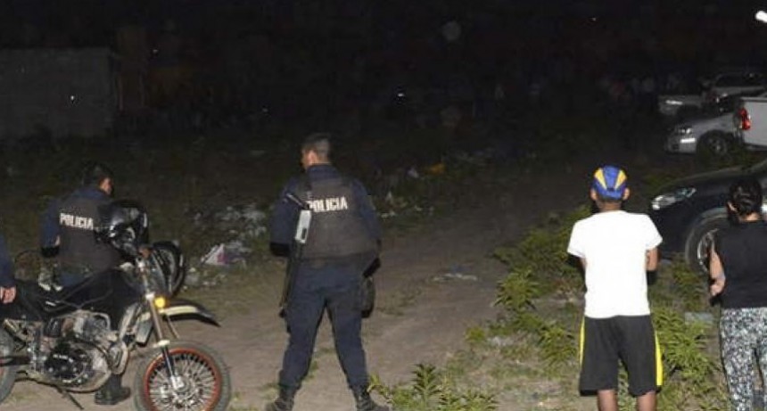 Conmoción por un nuevo femicidio: mató de una puñalada a su esposa y luego se ahorcó en un árbol