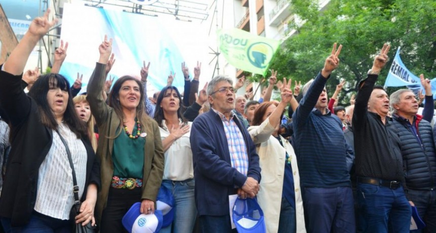 Volvieron los cruces en la CGT