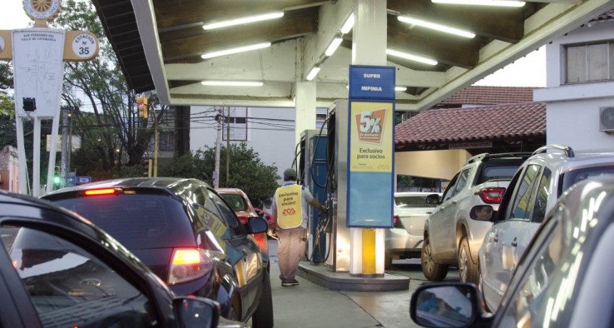 A partir de hoy, regirán nuevos precios en los combustibles y se esperan incrementos del 4 al 6 por ciento