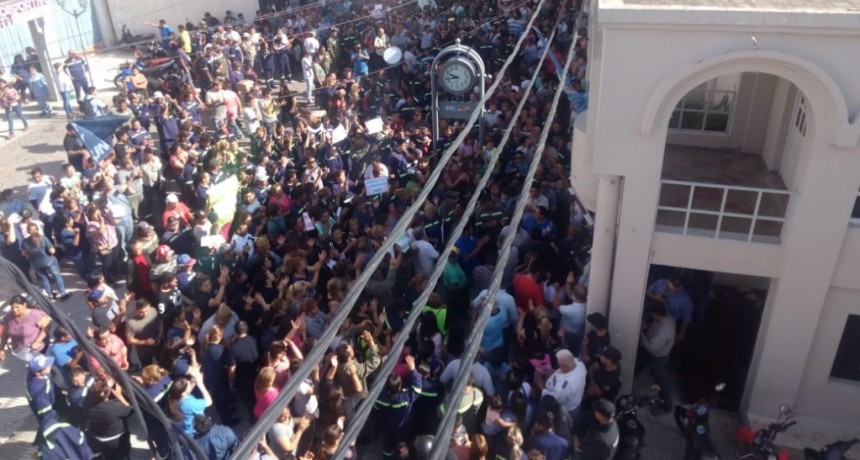 El SOEM insiste con un bono de $ 17.500 y advierte que podría iniciar medidas de fuerza