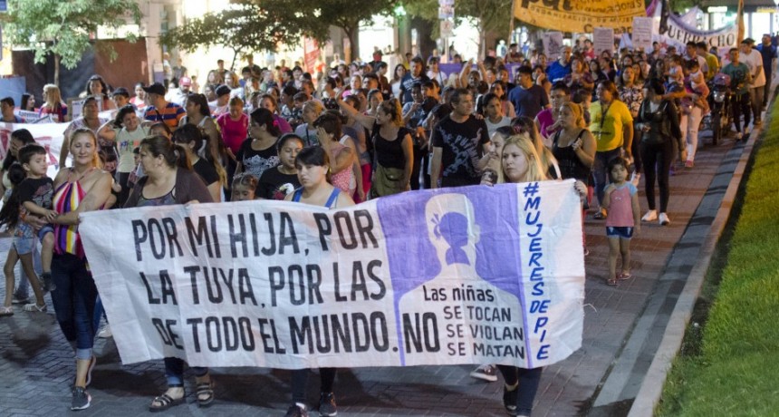 En el Día de la No Violencia Contra las Mujeres, el NiUnaMenos se hizo sentir en las calles de la ciudad