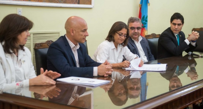 El Banco Nación seguirá como agente financiero de la Provincia por cinco años más