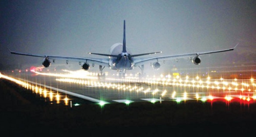 Vuelven los vuelos al Aeropuerto Felipe Varela