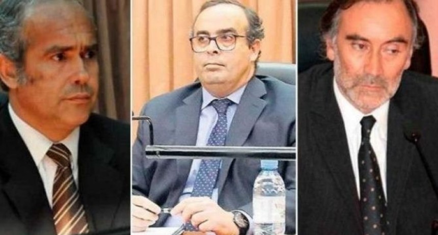 Tras el fallo de la Corte, Bruglia y Bertuzzi no fueron a Comodoro Py y pedirán extender sus licencias