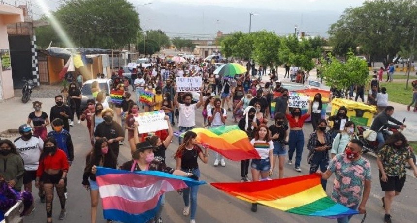 Se realizó por primera vez la Marcha del Orgullo en Santa María