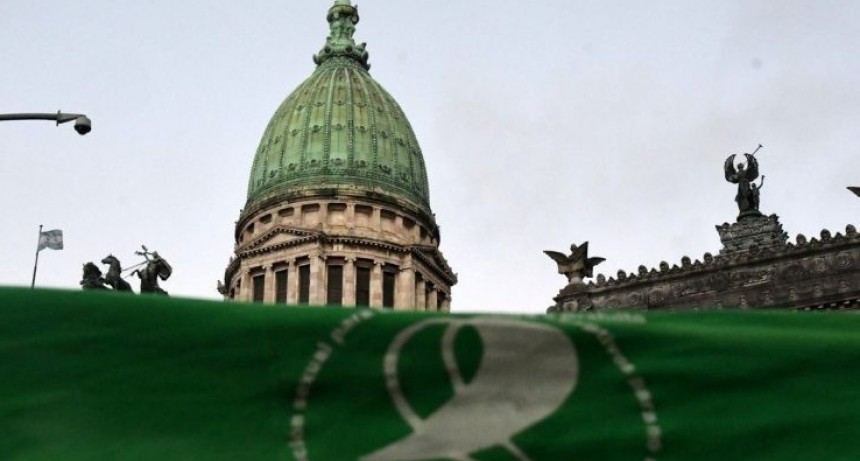 El Gobierno enviará un proyecto de legalización del aborto al Congreso