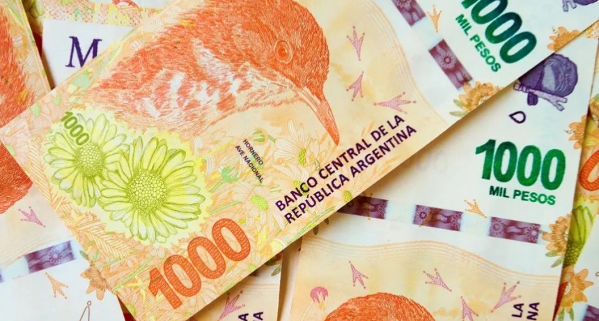 El Gobierno comprará billetes de $1.000 a España para hacer frente a la demanda de fin de año